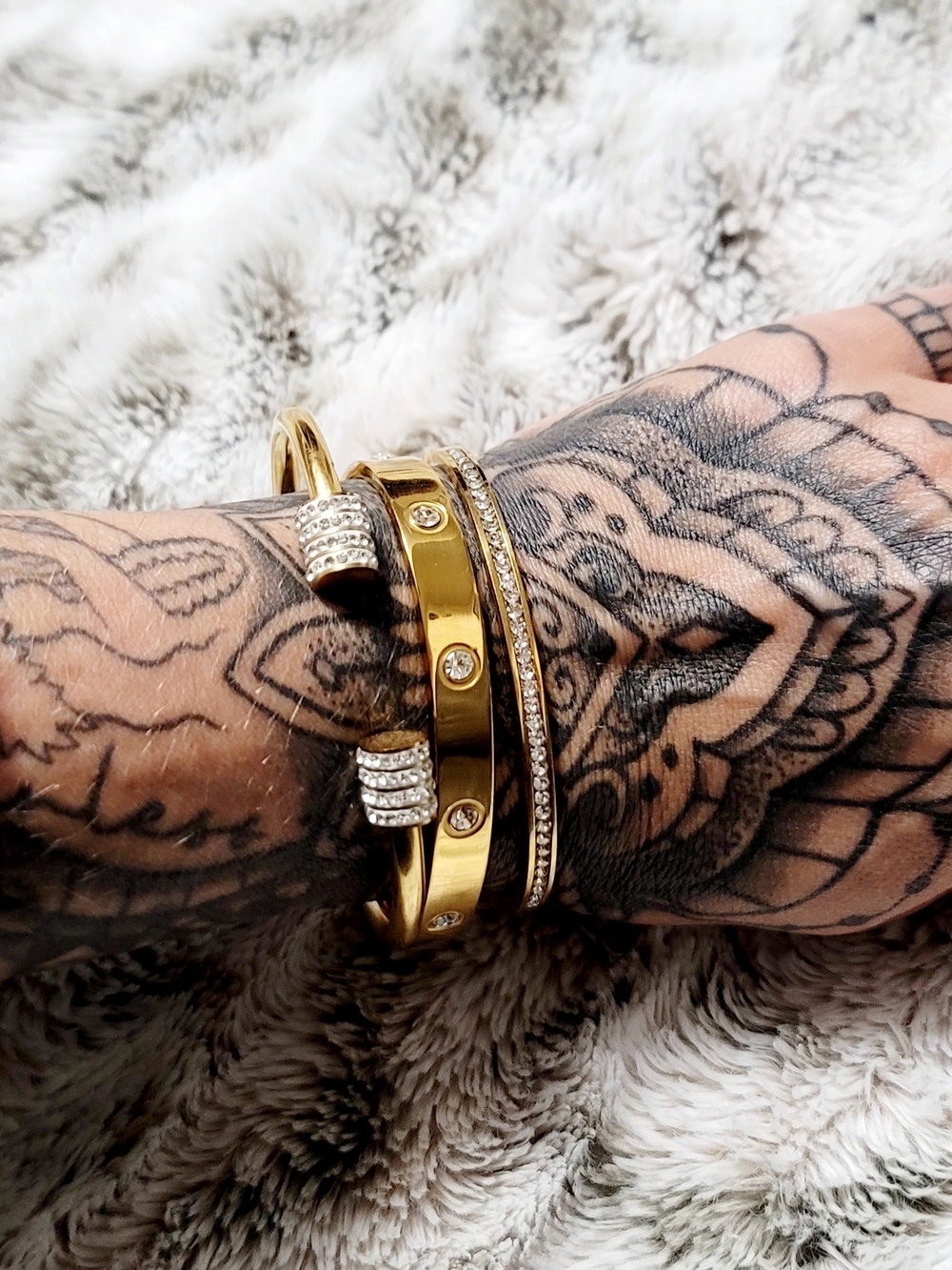 Jada Simone Jewels Gold W/ Rhinestones Kashana Bracelet Stack